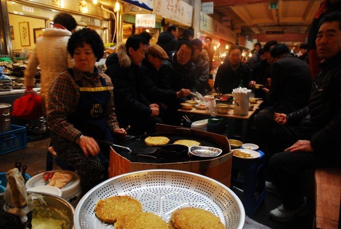 gwangjang market seoul